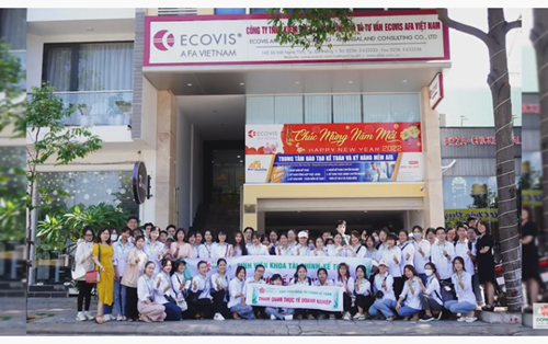 Chuyến tham quan thực tế doanh nghiệp của sinh viên ngành Kế toán
